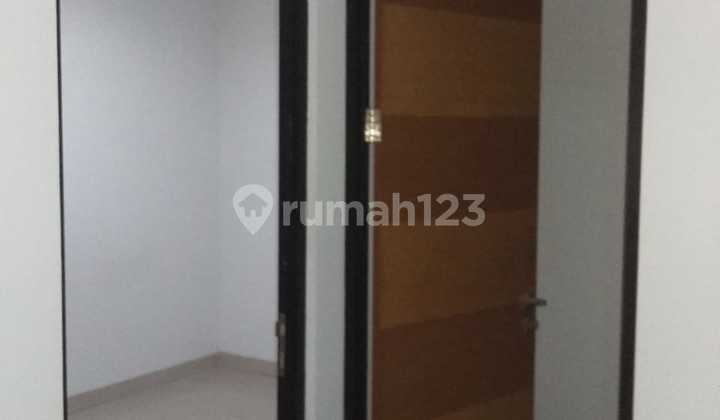 Nice House for Rent Ready to Occupy, Two-Car Road in Tebet, Strategic Location, Near Tebet Park, Shopping Center 2