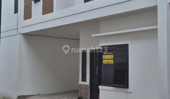 Rumah Baru Dalam Cluster, Lokasi Strategis Dijual Cepat 2 Lantai 2