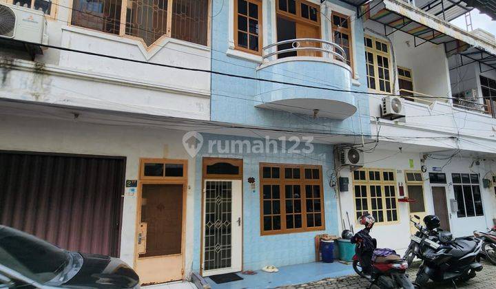 Dijual Rumah 2 Lantai Jalan Pasar 3 Daerah Krakatau 1