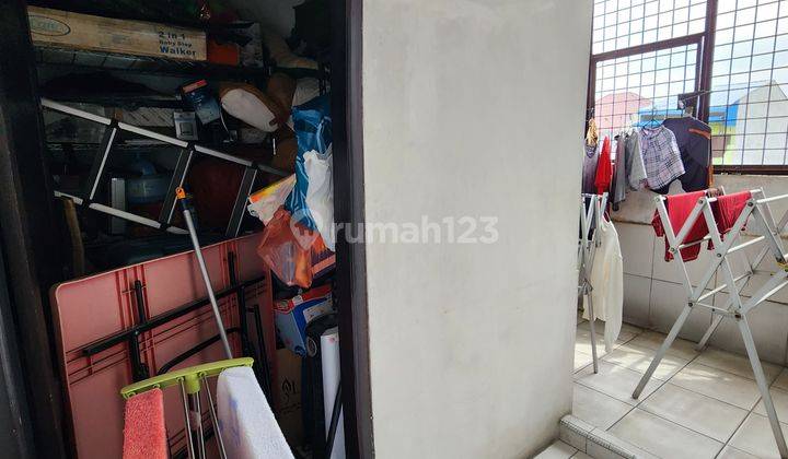 Dijual Rumah 4 Kamar Tidur 2 Lantai di Lokasi Strategis 2