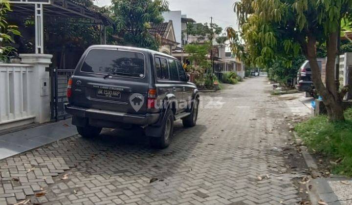 Rumah 2 Lantai di Komplek Bumi Asri , Medan 1