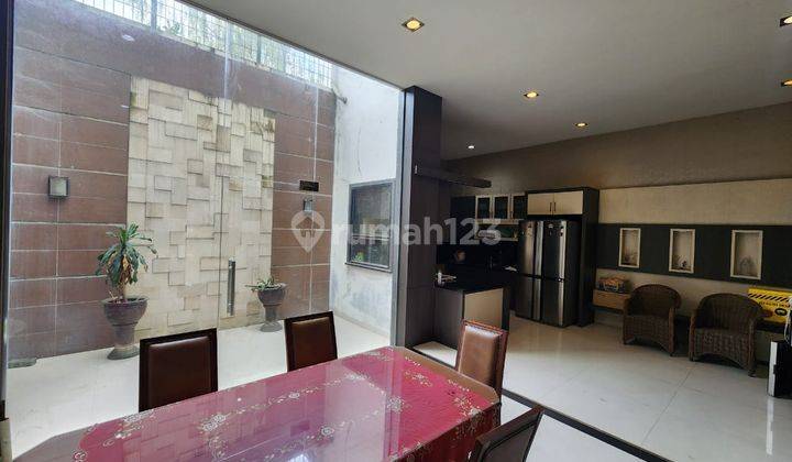 Dijual Villa Full Furnished Komplek Cemara Asri 2