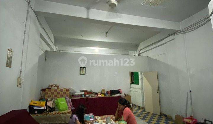 Rumah 3 Lantai Bagus di Jalan Sumatera, Medan 1