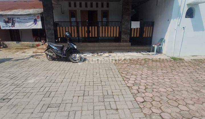 Dijual Rumah Induk Beserta Rumah Kontrakan di Dalam Komplek  1