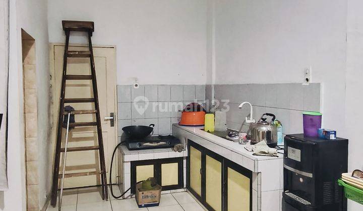 Dijual Ruko Jalan Madio Santoso Daerah Krakatau 2