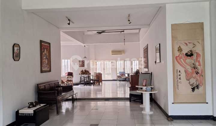 Dijual rumah siap huni terawat di daerah Juanda