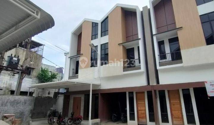 Dijual Cepat Villa Komp Cemara Ville Daerah Cemara Asri 1