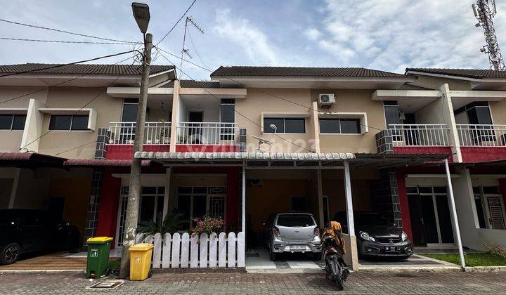 Rumah 2 Lantai SHM di Jalan Pasar Iii Tapian Nauli, Medan 1