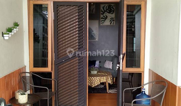 Rumah 2 Lantai Semi Furnished di Jalan Bayu , Medan 2