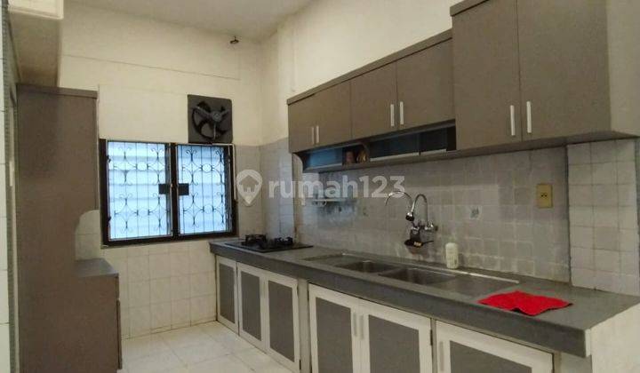 Rumah Jalan Letkol Martinus Lubis Jalan Bulan, Semi Furnished 1