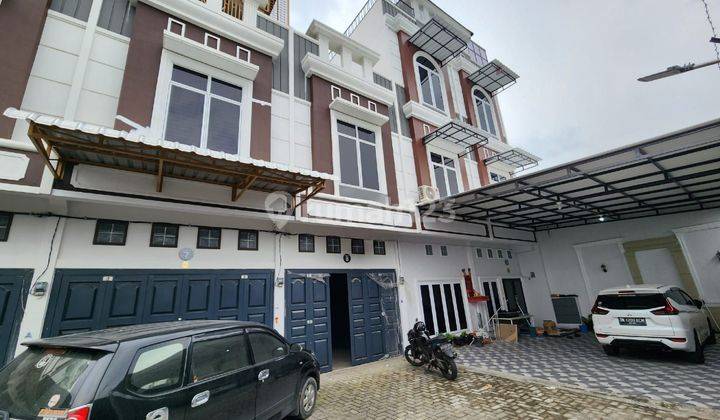 Dijual Rumah 2 Lantai Komplek Permata Sapphire  2