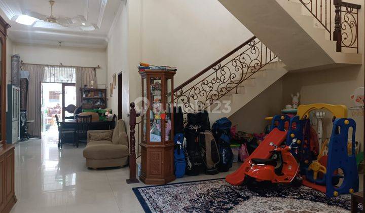 Rumah 2 Lantai di Komplek Bumi Asri, Medan 2