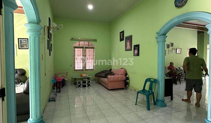 Rumah Bagus Unfurnished di Daerah Titi Papan, Medan 2