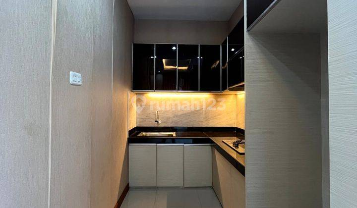 Villa Bagus Modern 2 Lantai Murah SHM Siap Huni Jl. Karya Sehati