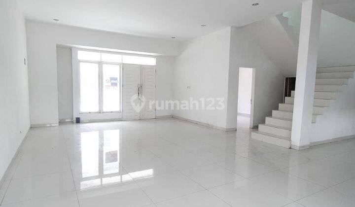 Rumah 2 Lantai Bagus Cemara Kuta 1