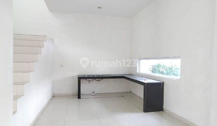 Rumah 2 Lantai Bagus Cemara Kuta 2