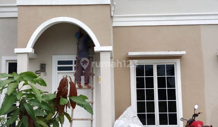 Villa Bernuansa Resort (The Thames) Jl. Swadaya , MEDAN