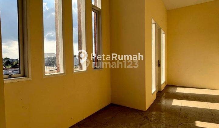 Rumah 2 lantai Siap Huni Komp. Karya Kasih Mansion
