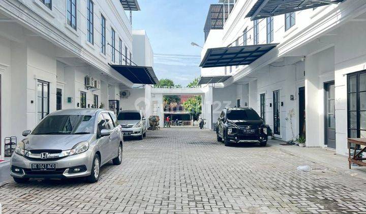 Rumah Villa Di Jalan Persatuan Tengku Amir Hamzah Shm 2