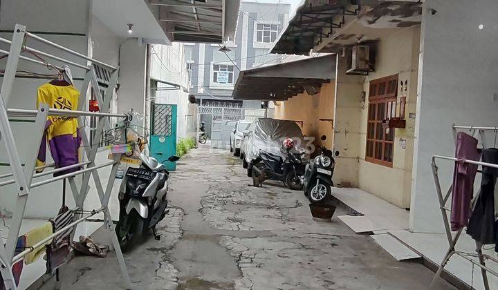 Rumah Di Jalan Tirtosari Komplek 2 Butuh Renovasi 2