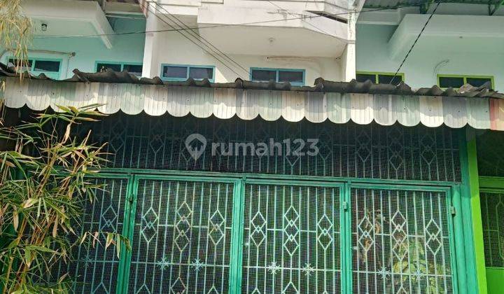 Rumah 2 Lantai Di Tengah Kota 1