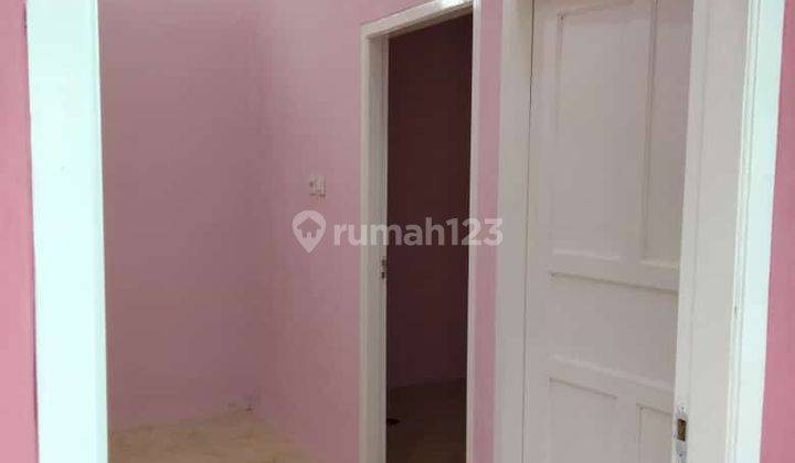 Rumah Minimalis Design Modern di Lokasi Dekat Stasiun Dan Jalan 4
