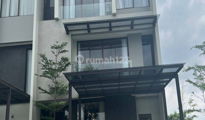 Rumah Cluster Premium Dengan Lift Dan Full Marmer 1