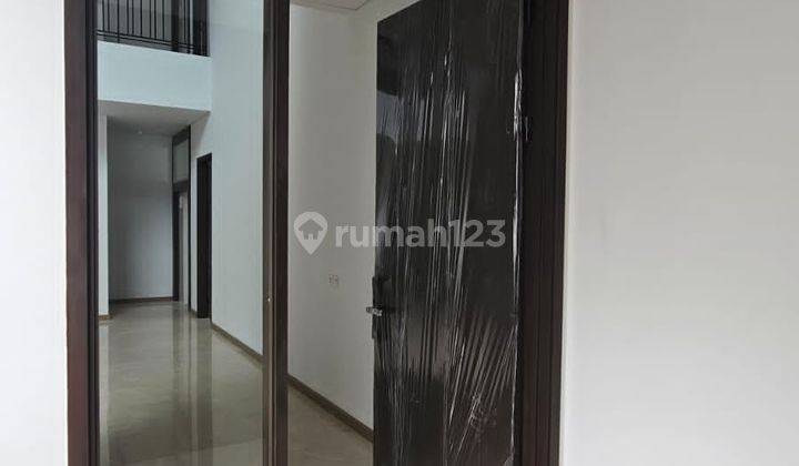 Rumah Elegan Semi Furnish Dilengkapi Dengan Lift di Kiyomi Bsd 2