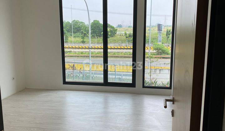 Rumah Modern Cantik Siap Huni di Grand Freja Bsd 1