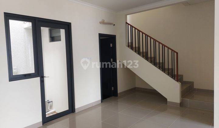 Rumah Baru Hoek Di Gading Serpong Siap Huni 2