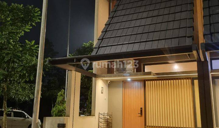 Rumah Hook Fully Furnished di Lokasi Premium Bsd 2