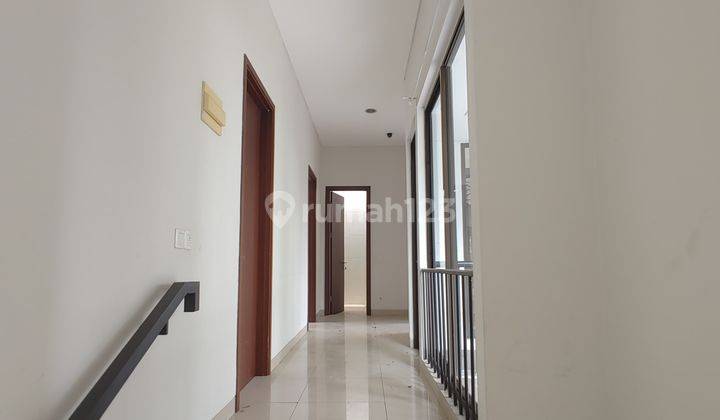 Rumah Mewah Luas di Bsd 1