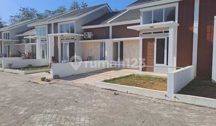 Rumah Cantik dengan Pemandangan Danau & Dekat Kampus Unhas Teknik 2