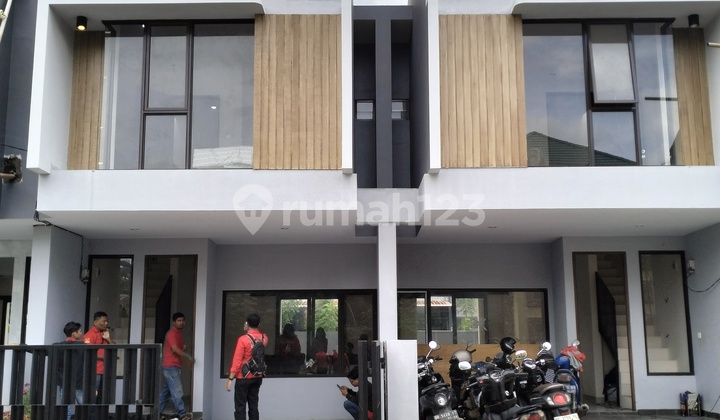 For Sale House 10 Million Down Payment Free Fees, On Perintis Street Makassar