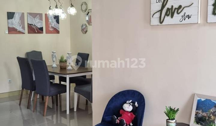 Rumah 2 Lantai Full Furnished dan Siap Huni 2