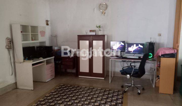 RUMAH UNTUNG SUROPATI KOMERSIAL AREA, STRATEGIS DEKAT DENGAN TAMAN BUNGKUL 2