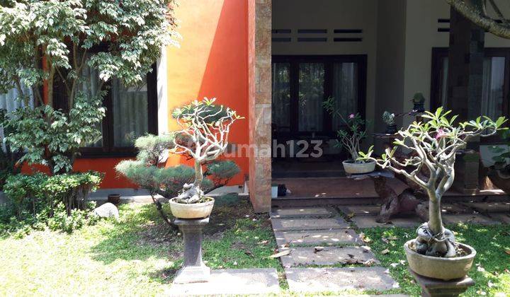 Rumah mewah dekat AKPOL di Jl.Semeru ada kolam renang 7