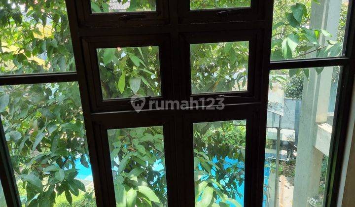 Rumah mewah dekat AKPOL di Jl.Semeru ada kolam renang 8