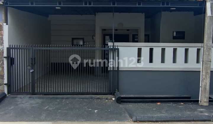 Wts / Dijual Cepat Rumah Siap Huni di Villa Melati Mas, Serpong Utara Wts / Dijual Cepat Rumah Siap Huni di Villa Melati Mas, Serpong Utara