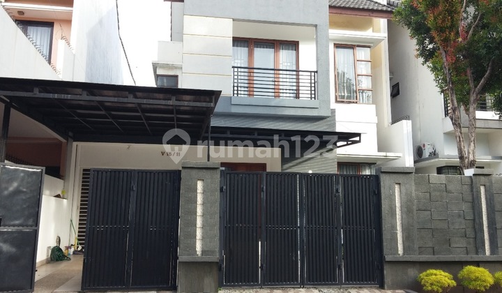WTS / Dijual Cepat Rumah Siap Huni di Villa Melati Mas, Serpong Utara, Tangerang Selatan, Banten