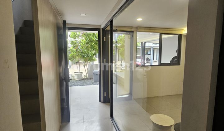 WTS / Dijual Cepat Rumah Siap Huni Lokasi Strategis di Tabebuya Cluster Impresahaus, BSD City, Pagedangan, Tangerang, Banten WTS / Dijual Cepat Rumah Siap Huni Lokasi Strategis di Tabebuya Cluster Impresahaus, BSD City, Pagedangan, Tangerang, Banten