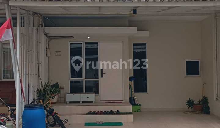 For Sale / Quick Sale Ready-to-Live-In House, Fully Furnished, and Very Strategic Location in Paradise Serpong City Cluster Summerland, Setu, South Tangerang, Banten 1