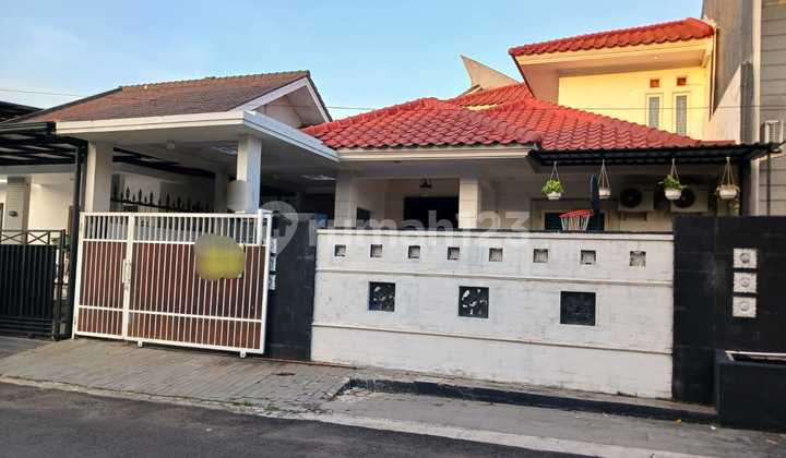 WTS / Dijual Rumah 2 Lantai SHM di Kencana Loka Sektor 12, BSD City, Serpong, Tangerang Selatan, Banten