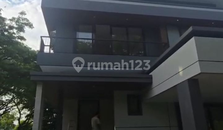 For Sale / Quick Sale Premium Quality House, Corner Position, Ready to Occupy in The Eminent Cluster Vivacia, BSD City, Pagedangan, Tangerang, Banten 2