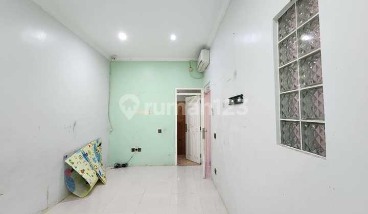 WTS / Quick Sale Super Cheap Corner House Ready to Live Strategic Location in Lippo Karawaci, Kelapa Dua, Tangerang, Banten 2