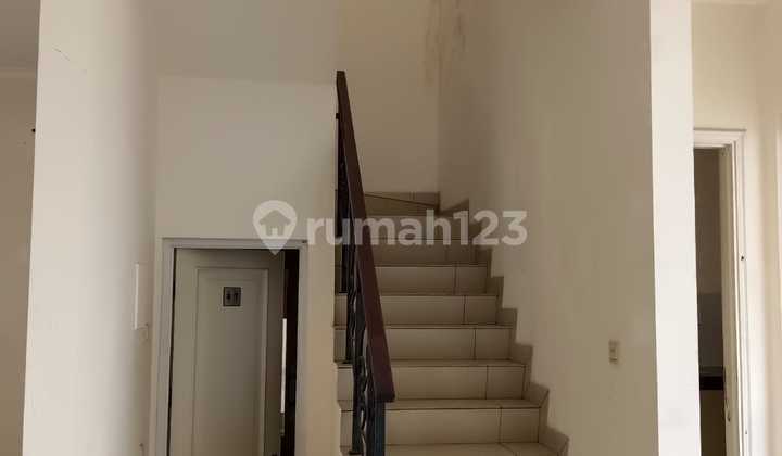 2Xia - Disewakan Rumah di Green Lake City 2