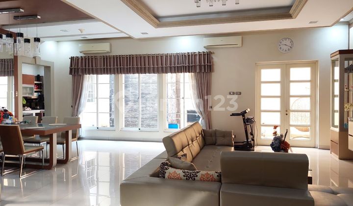 Dijua rumah pantai indah kapuk 2 Lantai SHM Bagus siap huni Rumah