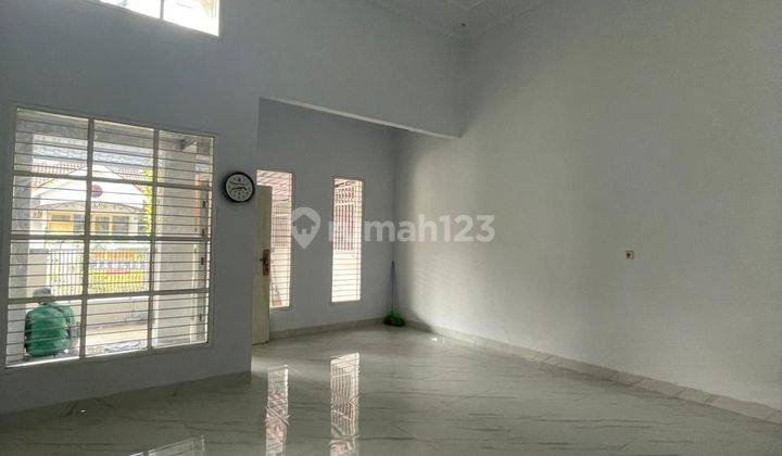 Dijual Rumah Cantik di Buana Gardenia 1