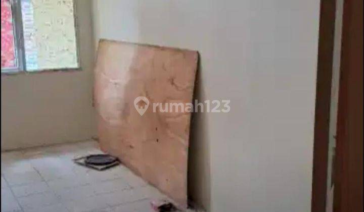 Disewakan Rumah 3 Lantai Baru Renovasi Di Grogol Petamburan 2