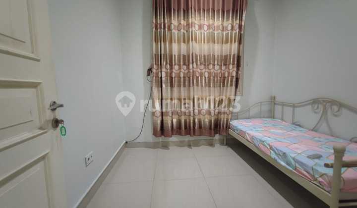 2Sl - Disewakan Rumah Glc West Europe 2